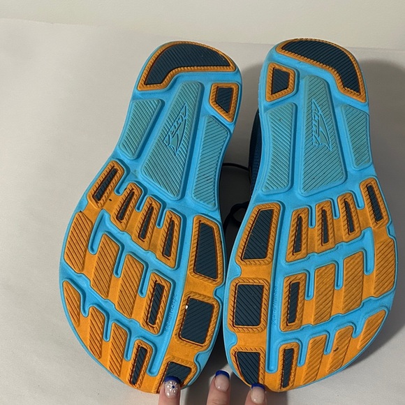 Altra Men's Teal and Orange Athletic Shoes - Picture 7 of 7